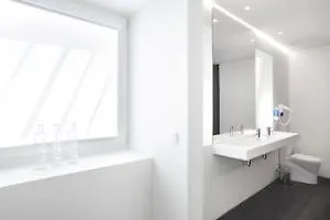 Serviced - Ascensor Da Bica Hotel Lizbona