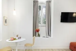 Serviced - Ascensor Da Bica Hotel Lizbona